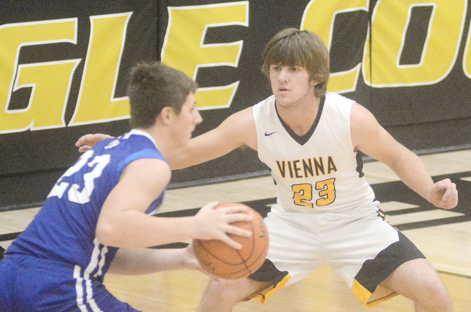 Alijah Mercer (right) closely guards Climax Springs’ Josh Griffith.